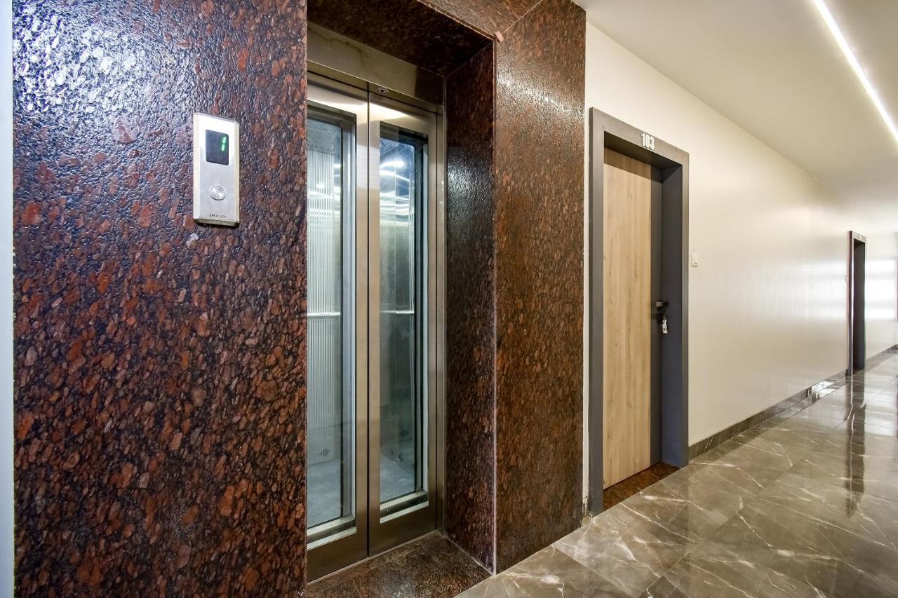 Capital O 71866 Hotel Ansh アウランガーバード エクステリア 写真
